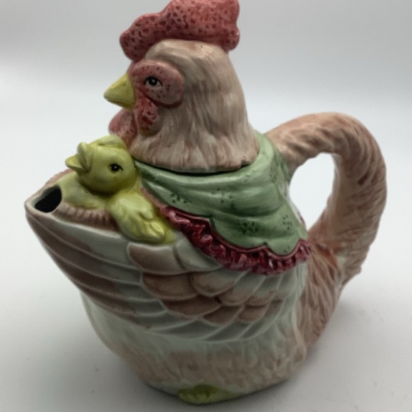 Hen and Chick Ceramic Teapot - Picture 4 of 12